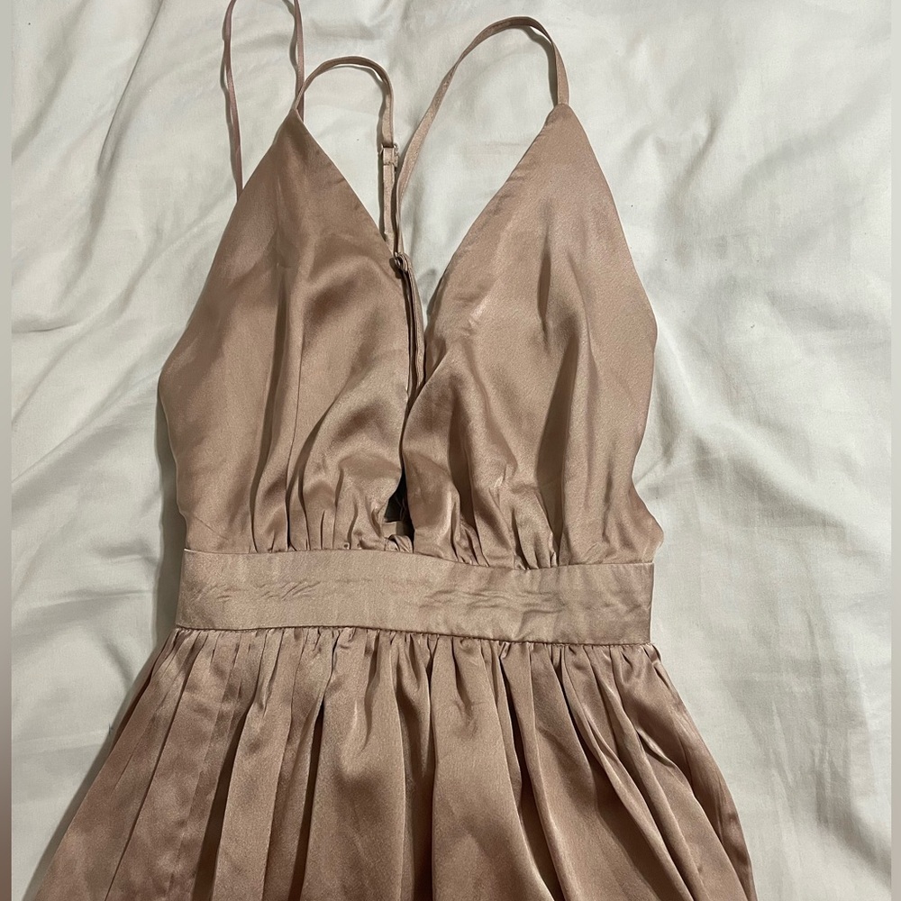 Long beautiful dress with slit in the side & champagne color
